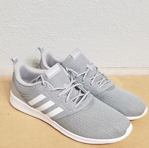 Adidas womens Cloudfoam shoes
